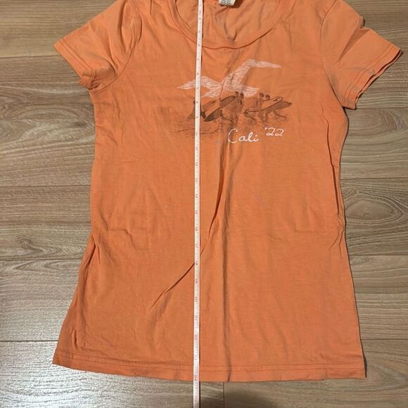 Hollister Women's 100% Cotton t-shirt size large   Cali '22 orange design - Picture 4 of 5